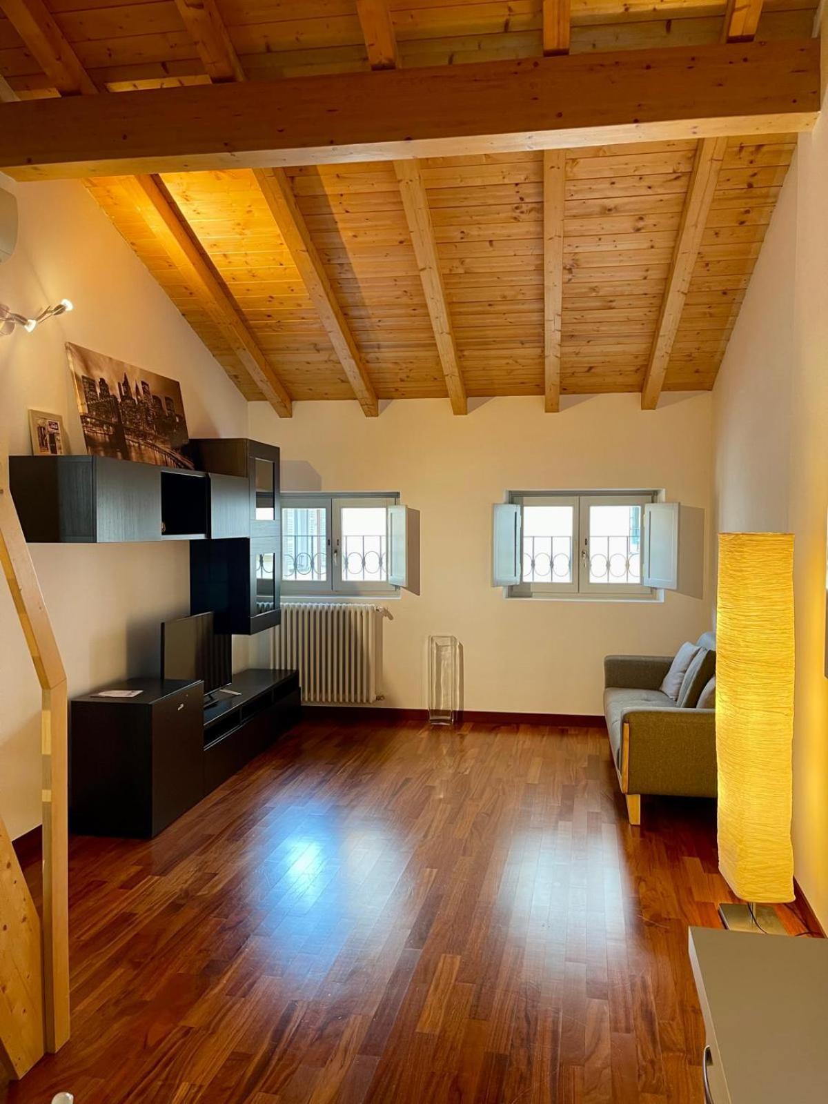 קומו Calicantus Apartments Atena מראה חיצוני תמונה